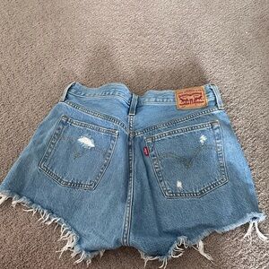 Levi’s 501 distressed denim shorts - light to medium wash - size w30